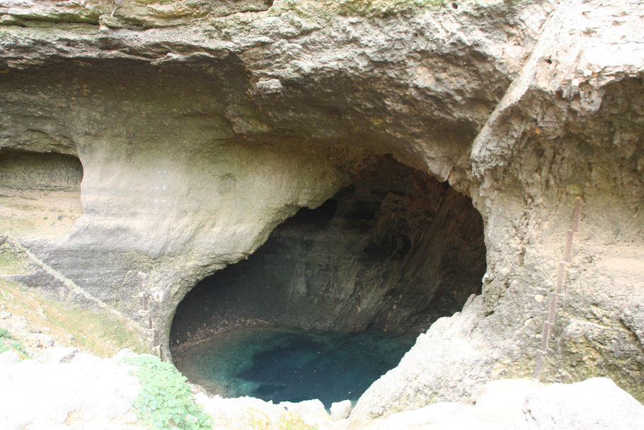 Bild: Sorgue Quelle in Fotaine de Vaucluse