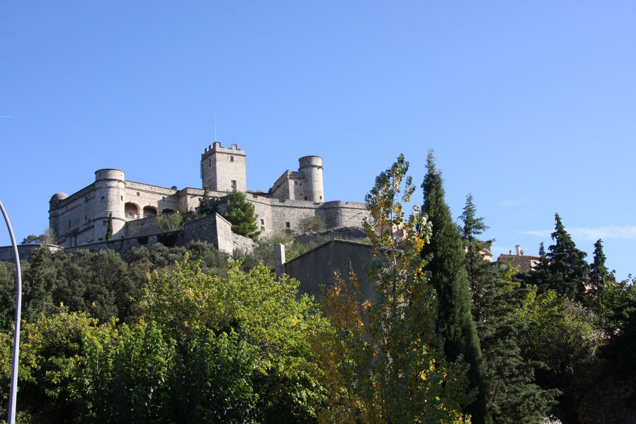 Bild: Blick auf Château Barroux