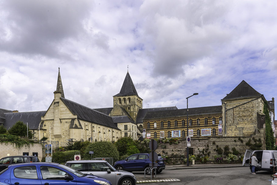 Bild: Blick auf L'abbaye de Montivilliers und die Église abbatiale Saint-Sauveur in Montivilliers