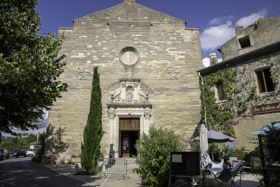 Bild: Portal der l´Église  Saint-Laurent in Barjac 