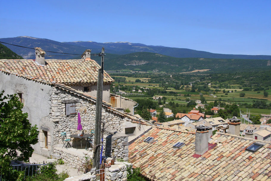 Bild: Blick auf Banon, Alpes de Haut Provence