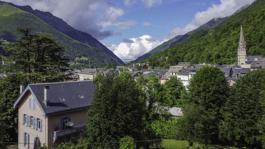 Bild: Blick über Cauterets vom Stellplatz für Wohnmobile aus