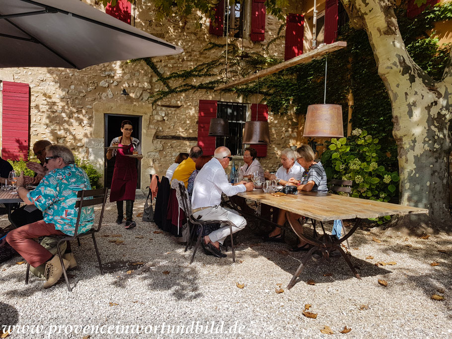 Bild: Restaurant Auberge La Camarette, Pernes les Fontaines 