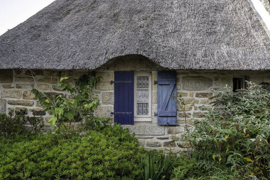 Bild: Kérascoët das bewohnte Museumsdorf, in der Bretagne  