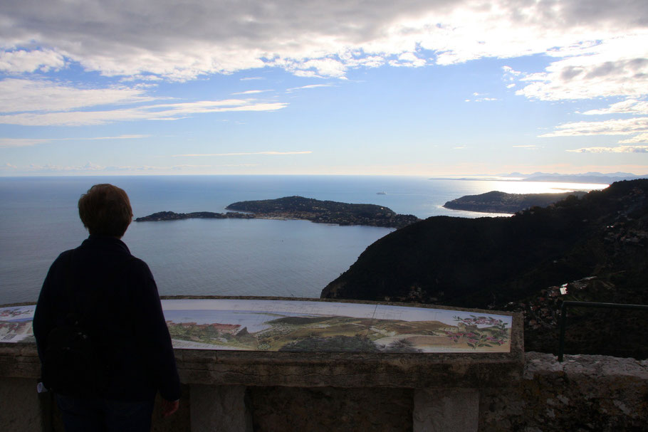 Bild: Blick von Èze auf das Meer