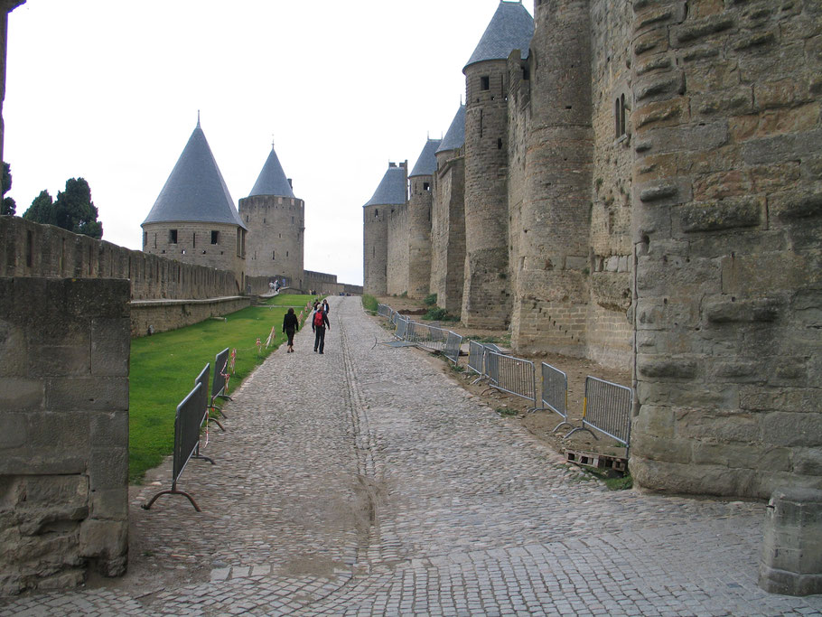 Bild: Blick auf die Stadtmauer von Carcassonne