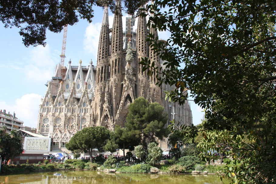 Bild: La Sagrada Familia, ein Gaudikunstwerk in Barcelona