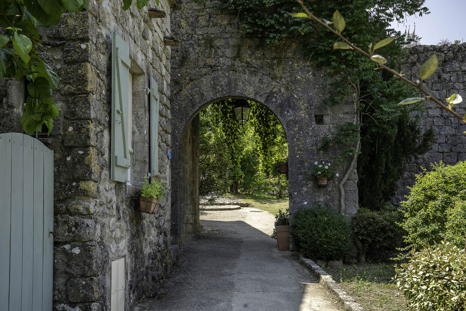 Bild: La Porte de la Sablière in Balazuc