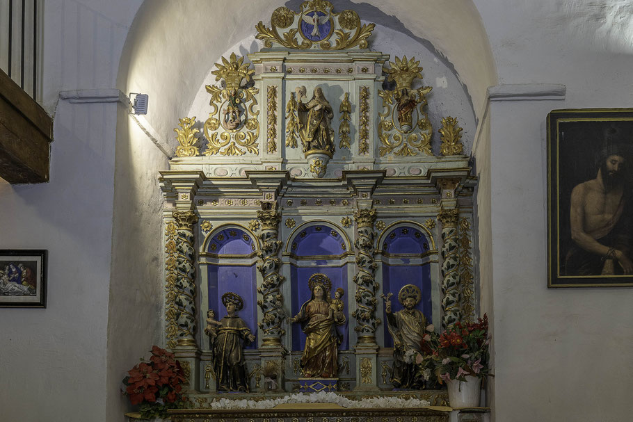 Bild: Die Kirche von Castelnou  "Église Sainte- Marie du Mercadal"  