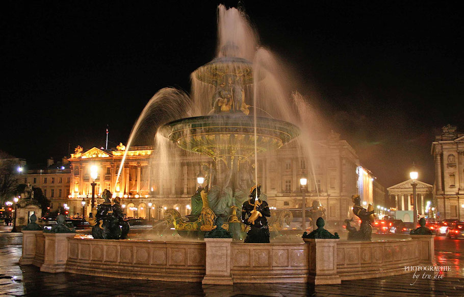 Bild: Place Concorde....Fontaine des Mers in Paris, Frankreich