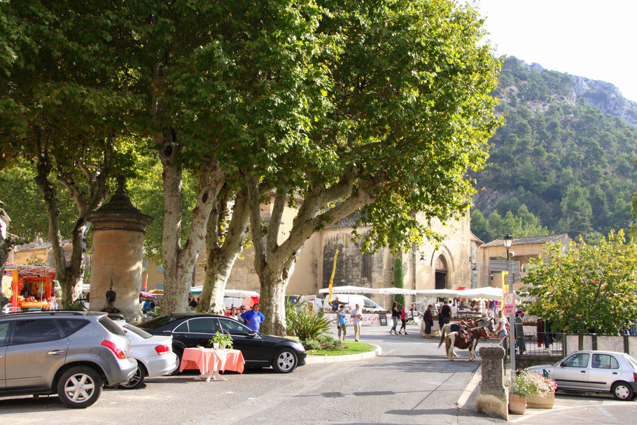 Bild: Pfarrkirche von Robion im Vaucluse