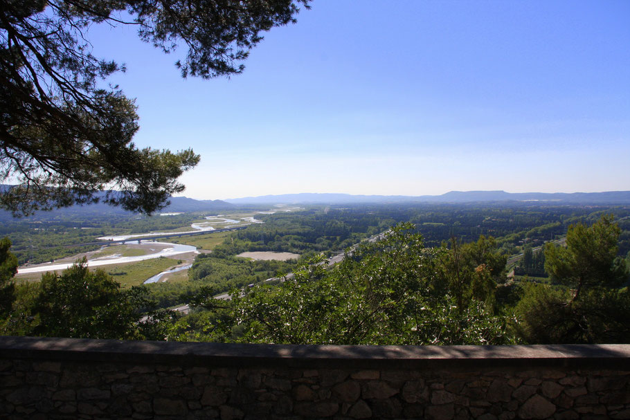 Bild: Blick von Orgon in das Tal der Durance