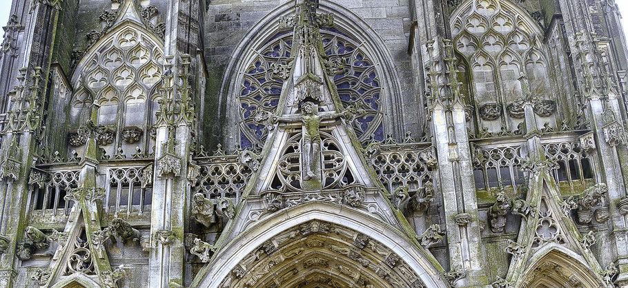 Bild: Basilika Notre Dame de L`Épine (Unserer Lieben Frau vom Dornbusch) 