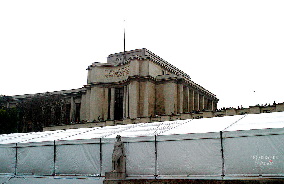 Bild: Trocadéro mit Palais de Chaillot in Paris 