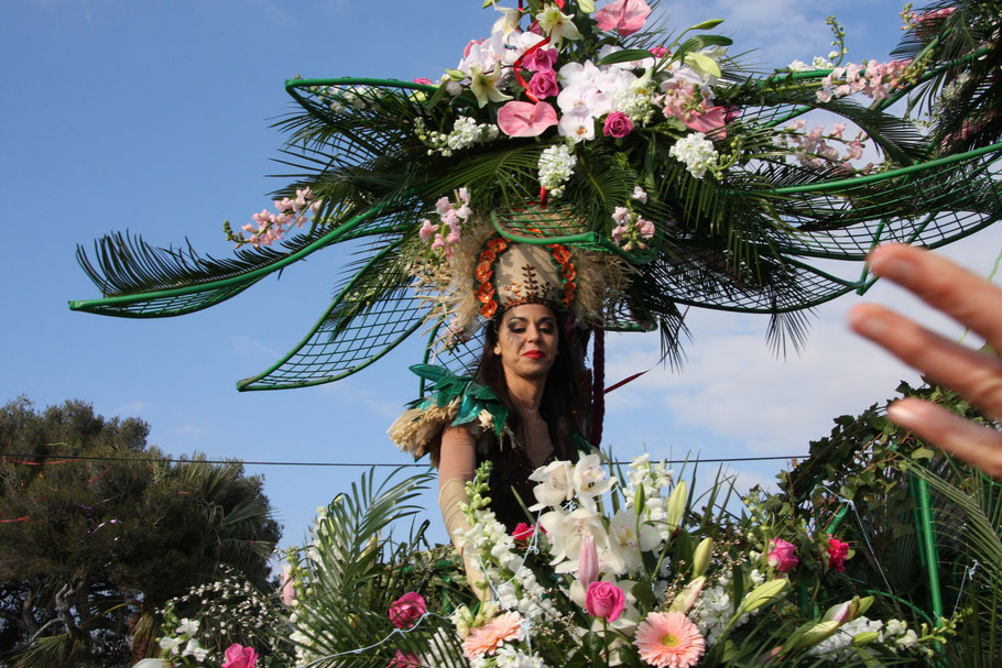 Bild: Blumencorso beim Karneval in Nice (Nizza)