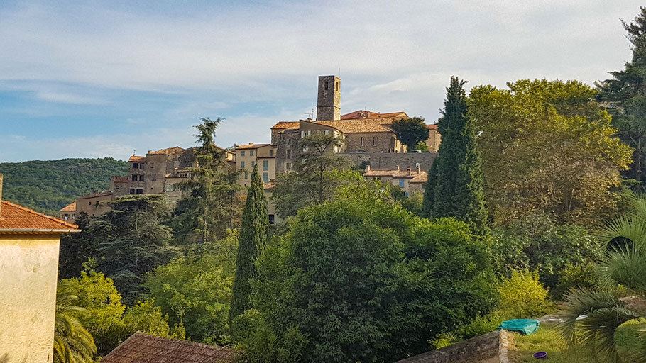 Bild: Blick auf Le Bar-sur-Loup im Département Alpes Maritimes, Frankreich