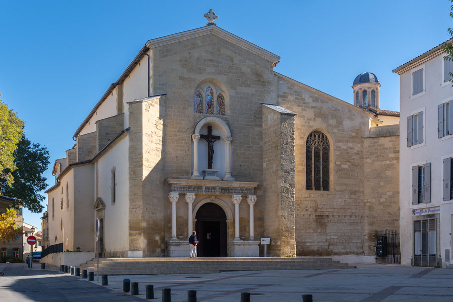 Bild: Église Saint-Nicolas in Pertuis