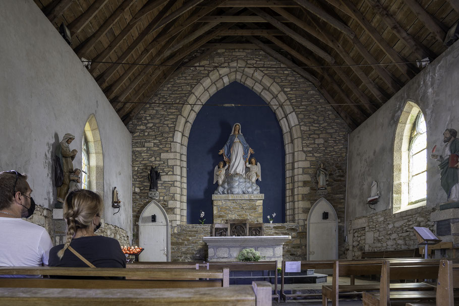 Bild: im Innern der Chapelle Notre-Dame-de-Grâce, Point Saint-Mathieu