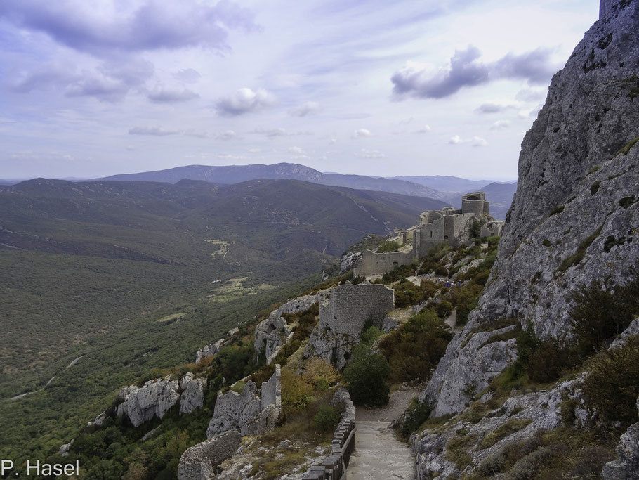 Bild: Château de Peyrepertuse - Katharerburg Peyrepertuse 