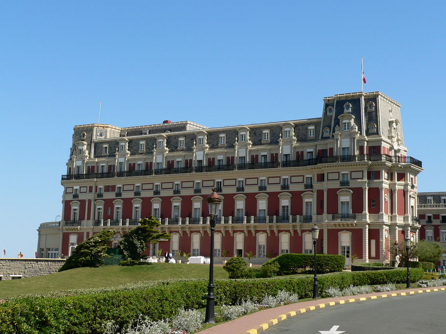 Bild: Blick auf Hotel du Palais, ehemalige Residenz der Kaiserin Eugénie in Biarritz