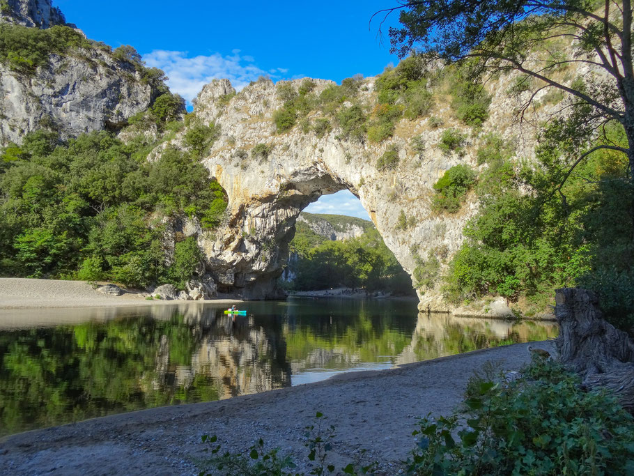 Bild: Pont d´Arc an der Ardèche