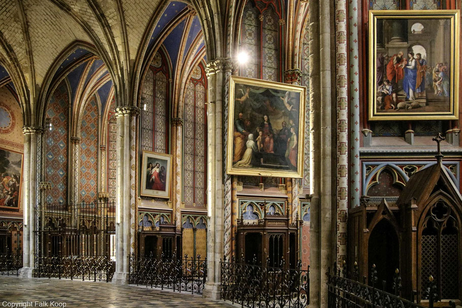 Bild: Kapellen im Chorumgang in der Cathédrale Sainte-Croix d´Orléans in Orléans