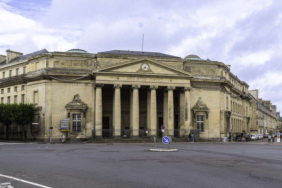 Bild: Palais de Justice in Caen