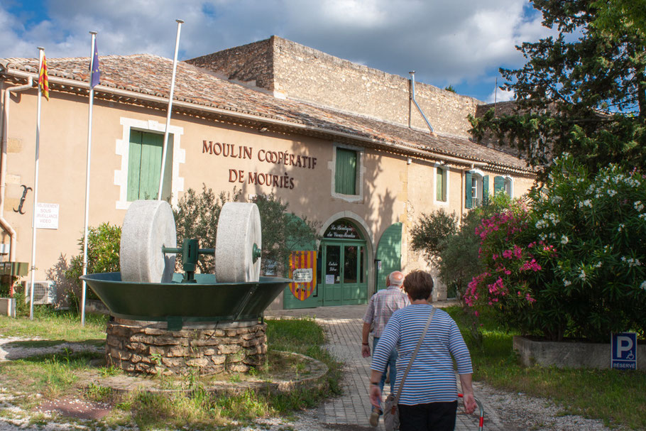 Bild: Moulin Coopérativ de Mouriés bei Maussanne-les-Alpilles