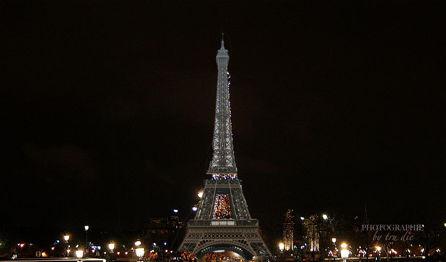 Bild: Eiffelturm Paris