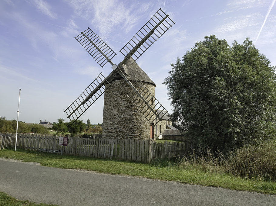 Bild: Alte Windmühle bei Cherrueix