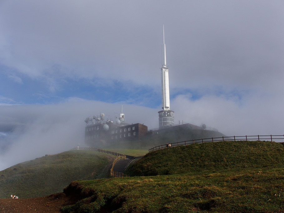 Bild: Auf dem Gipfel des Puy de Dome