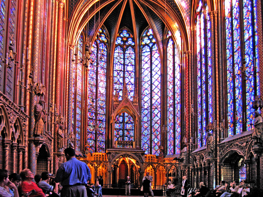 Bild: Glasfenster in Sainte-Chapelle in Paris