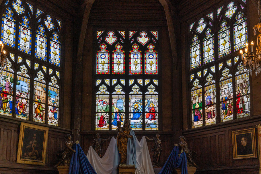 Bild: Honfleur im Département Calvados in der Normandie hier bleiverglaste Fenster in der Église Sainte-Catherine