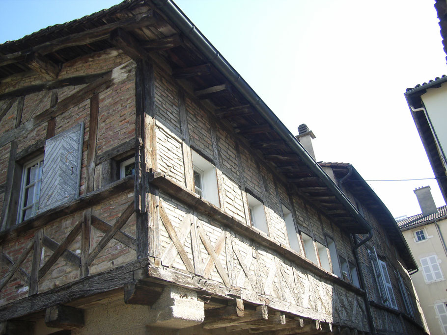 Bild: Fachwerkhaus in der Rue des Marronniers in Bourg-en-Bresse, Frankreich