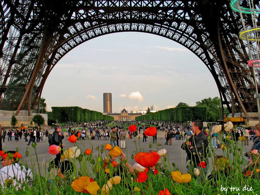 Bild: Eiffelturm Paris