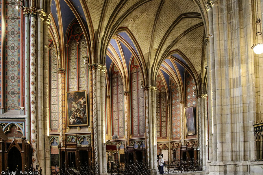 Bild: Kapellen im Chorumgang in der Cathédrale Sainte-Croix d´Orléans in Orléans