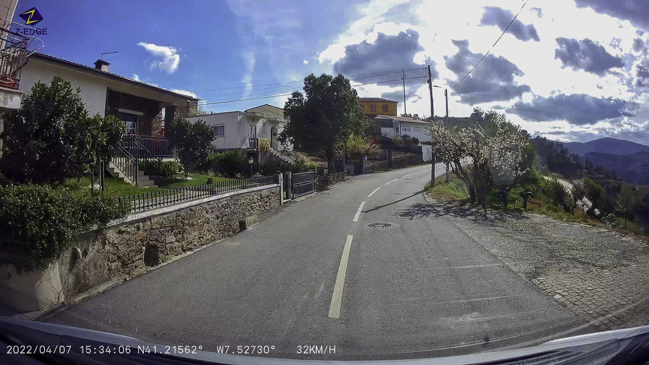 Bild: Landschaft auf einer Rundfahrt hinter Pinhão, hier in Vilarinho de Cotas