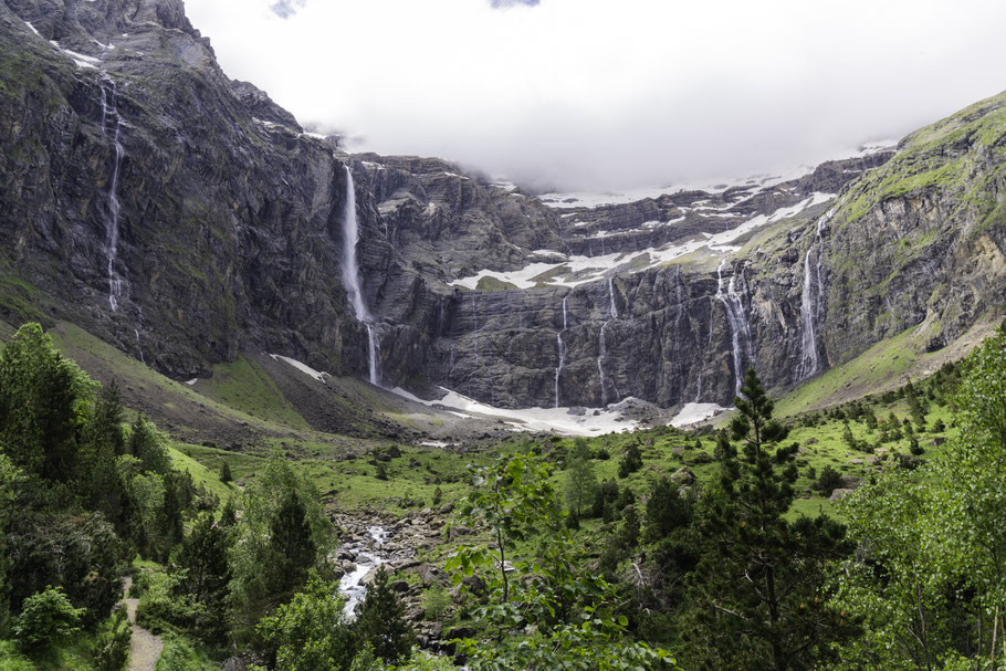 Bild: Wanderung im Cirque de Gavarnie, Hautes-Pyrénées