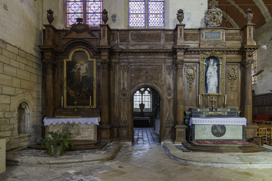 Bild: Eingang zur Nordkapelle in der Collégiale Notre-Dame-de-l'Assomption in Écouis  