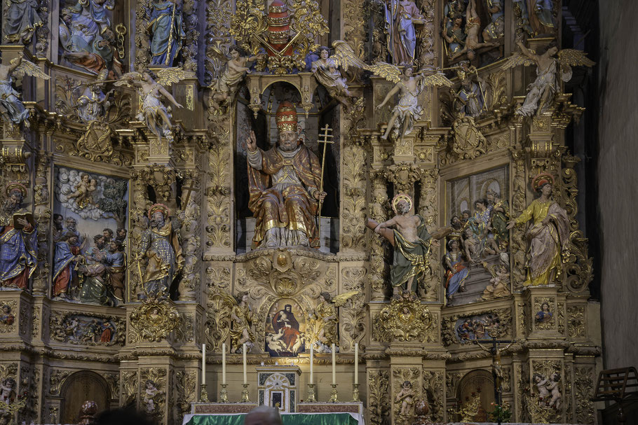 Bild: Retabel des katalanischen Bildhauer Joseph Sunyer in der Kirche Église Saint-Pierre in Prades