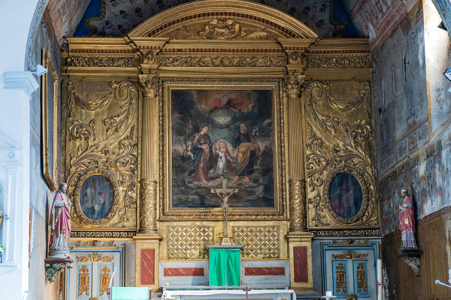 Bild: Le couvent des Dominicaines und la chapelle Notre-Dame de Nazareth in Bédoin