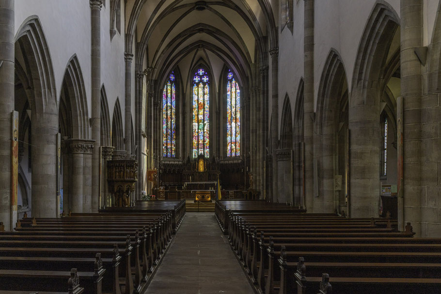 Bild: Blick in das Innere der Église Saint-Gregor in Ribeauvillé im Elsass, Frankreich