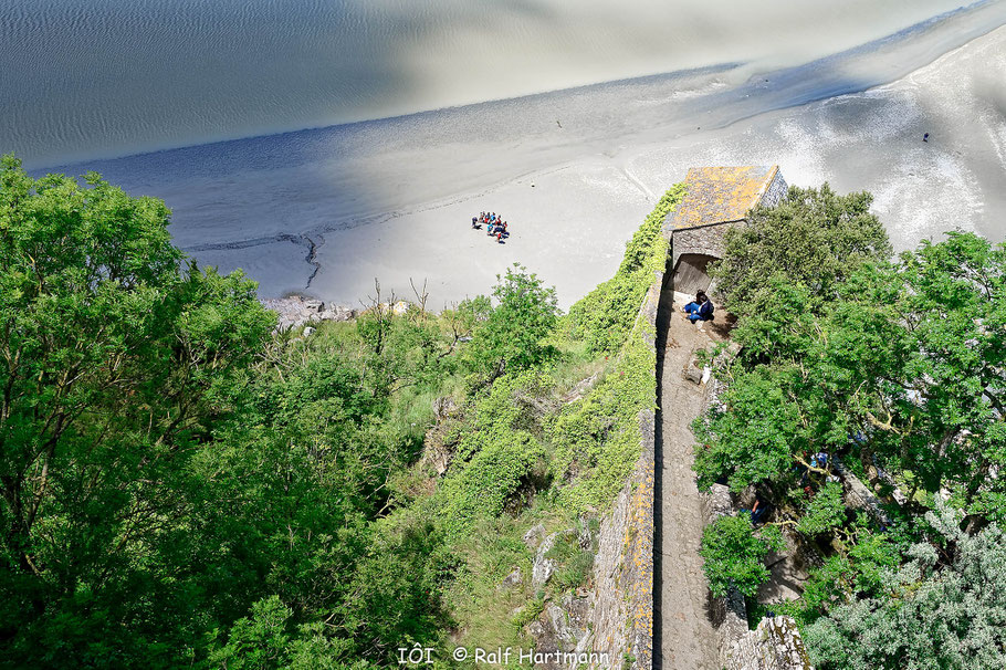 Bild: Blick bei Ebbe vom Mont-Saint-Michel
