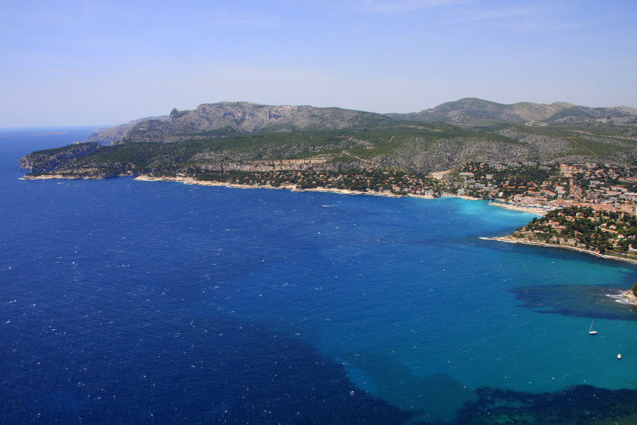 Bild: Route des Crêtes mit Blick zu den Calanques zwischen Marseille und Cassis vom Cap Canaille