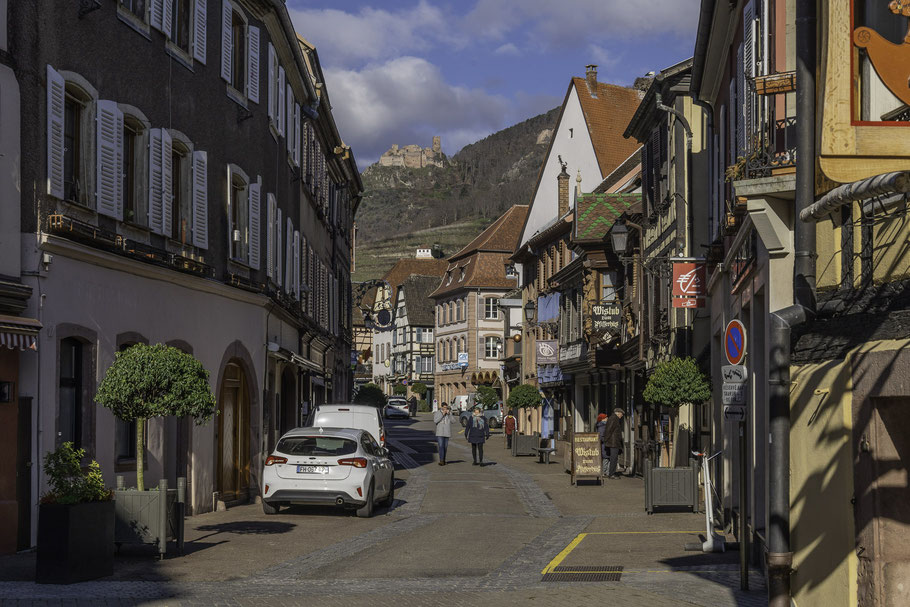 Bild: in der Grand´Rue in Ribeauvillé im Elsass, Frankreich