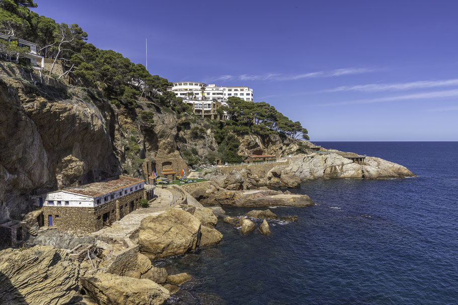 Bild: Am Cap Sa Sal neben der Cala Aiguafreda in Spanien