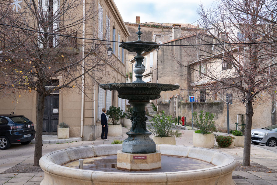 Bild: Cabriés, Bouches du Rhône, hier Fontaine Saint Roch