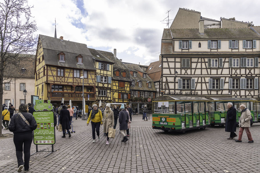 Bild: Rue des Têtes in Colar