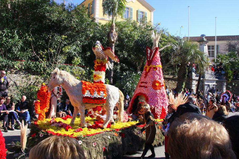 Bild: Corso Fleuri, Bormes-les-Mimosas