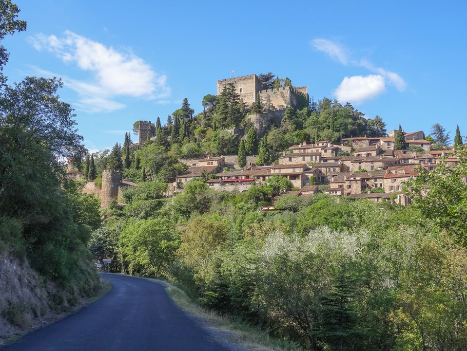 Bild: Blick auf Castelnou 